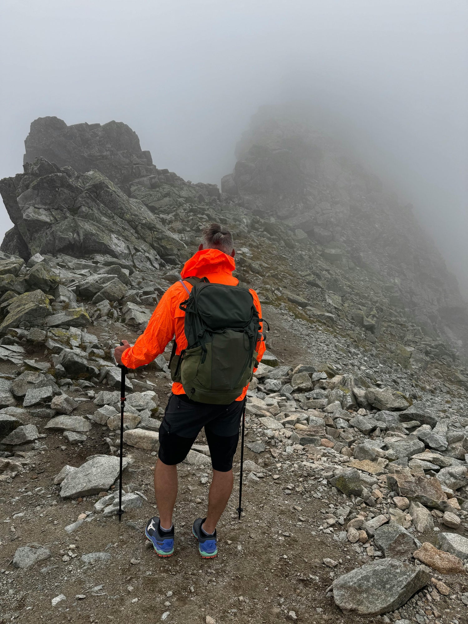 Trekking – L'Art du Trekking : Parcours, Astuces et Récits d'Aventure