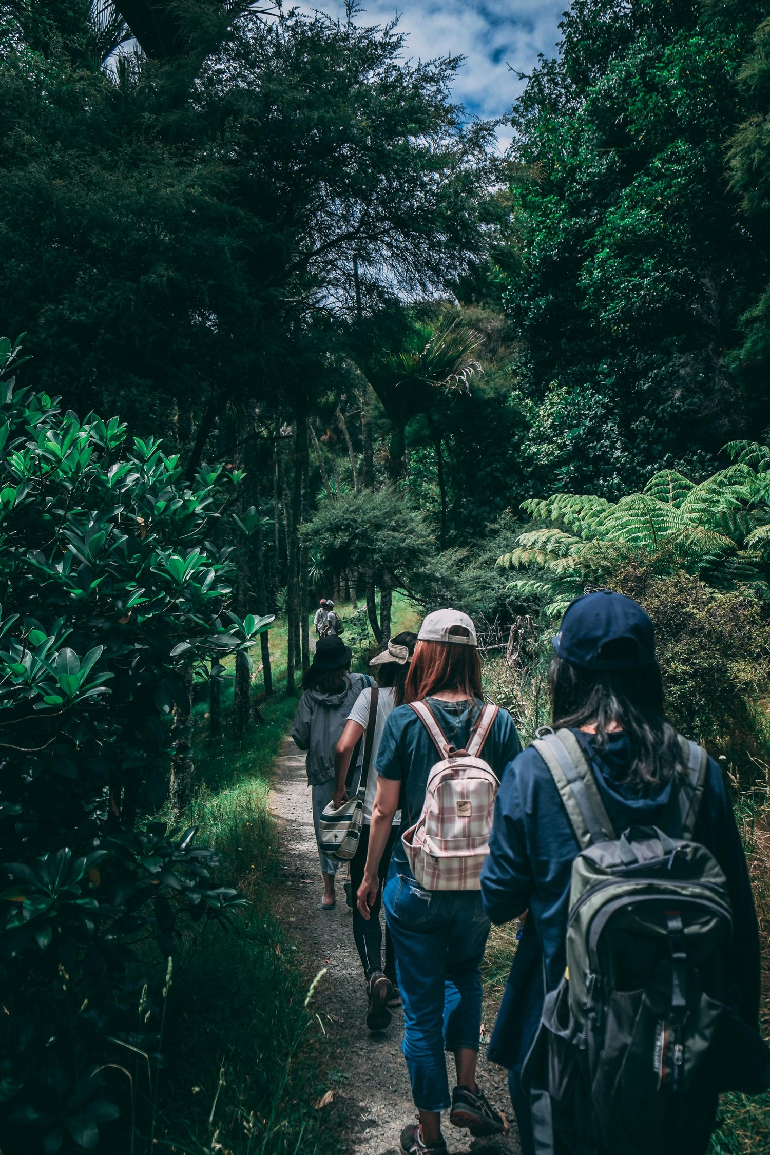 Trekking : L'aventure sur des sentiers inexplorés
